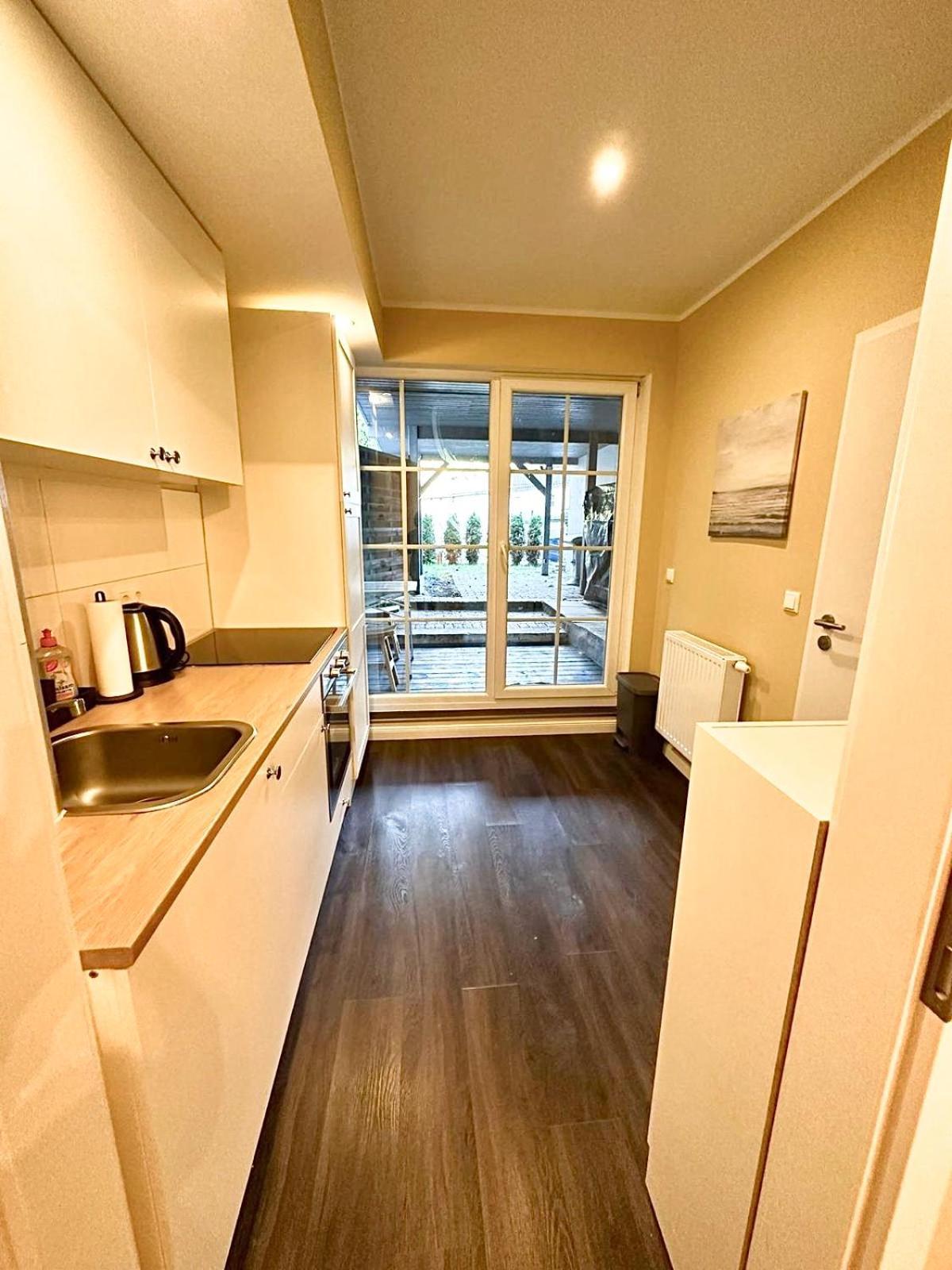 Zentrales Apartment Mit Terrasse Brémy Exteriér fotografie